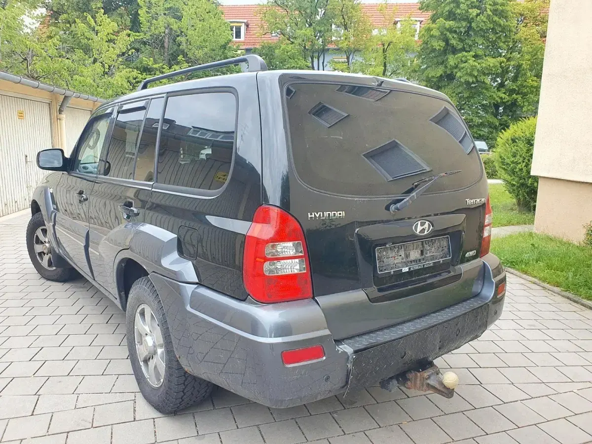 Gebraucht Hyundai Terracan 163 PS (119 kW) 2007 Schwarz SUV
