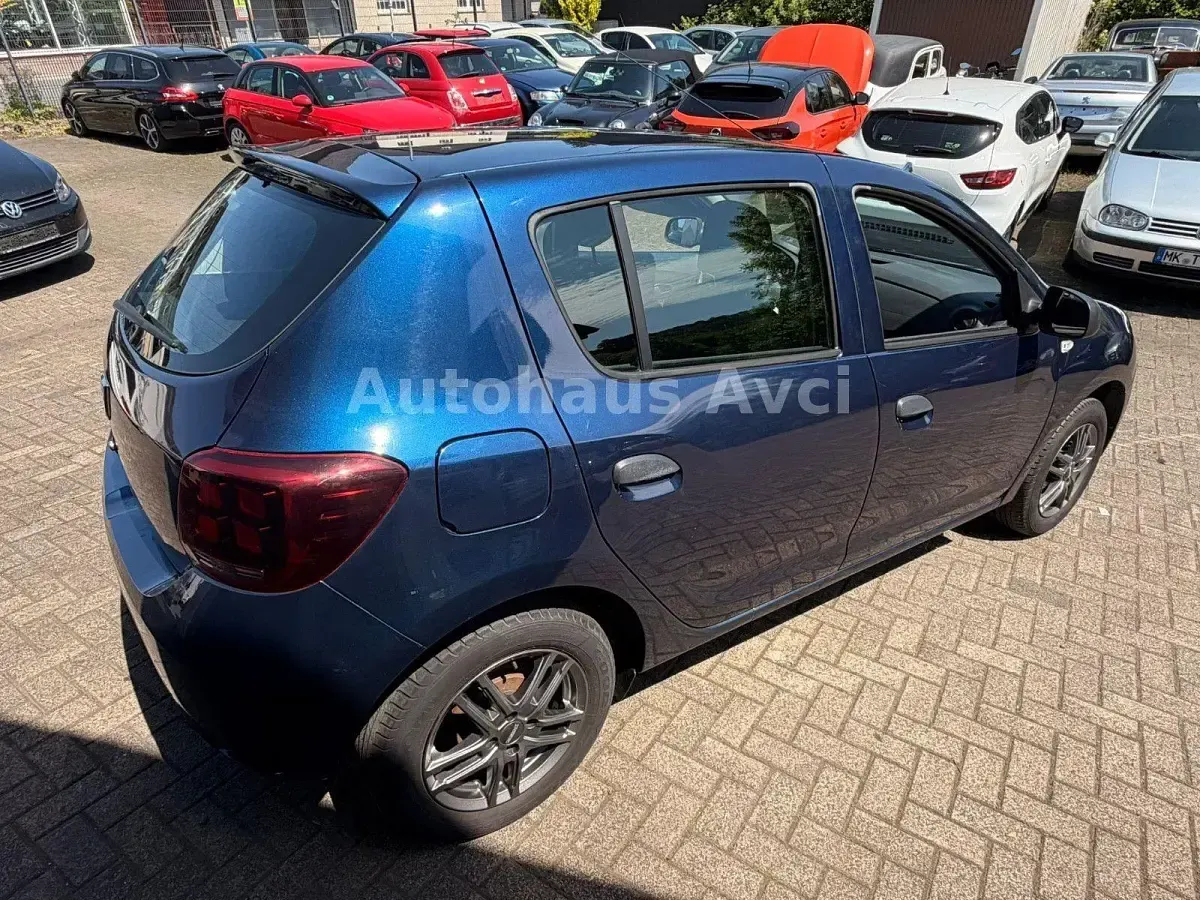 Gebraucht Dacia Sandero Ambiance 73 PS (53 kW) 2017 Blau Limousine