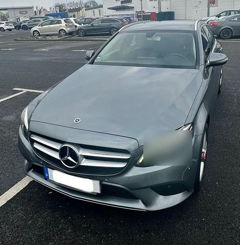 Silber Gebraucht 2018 Mercedes C220 Kombi | 16.800 € (Guter Preis) - Bild 1/4