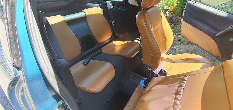 Gebraucht Opel Tigra 90 PS (66 kW) 1997 Grün Coupé