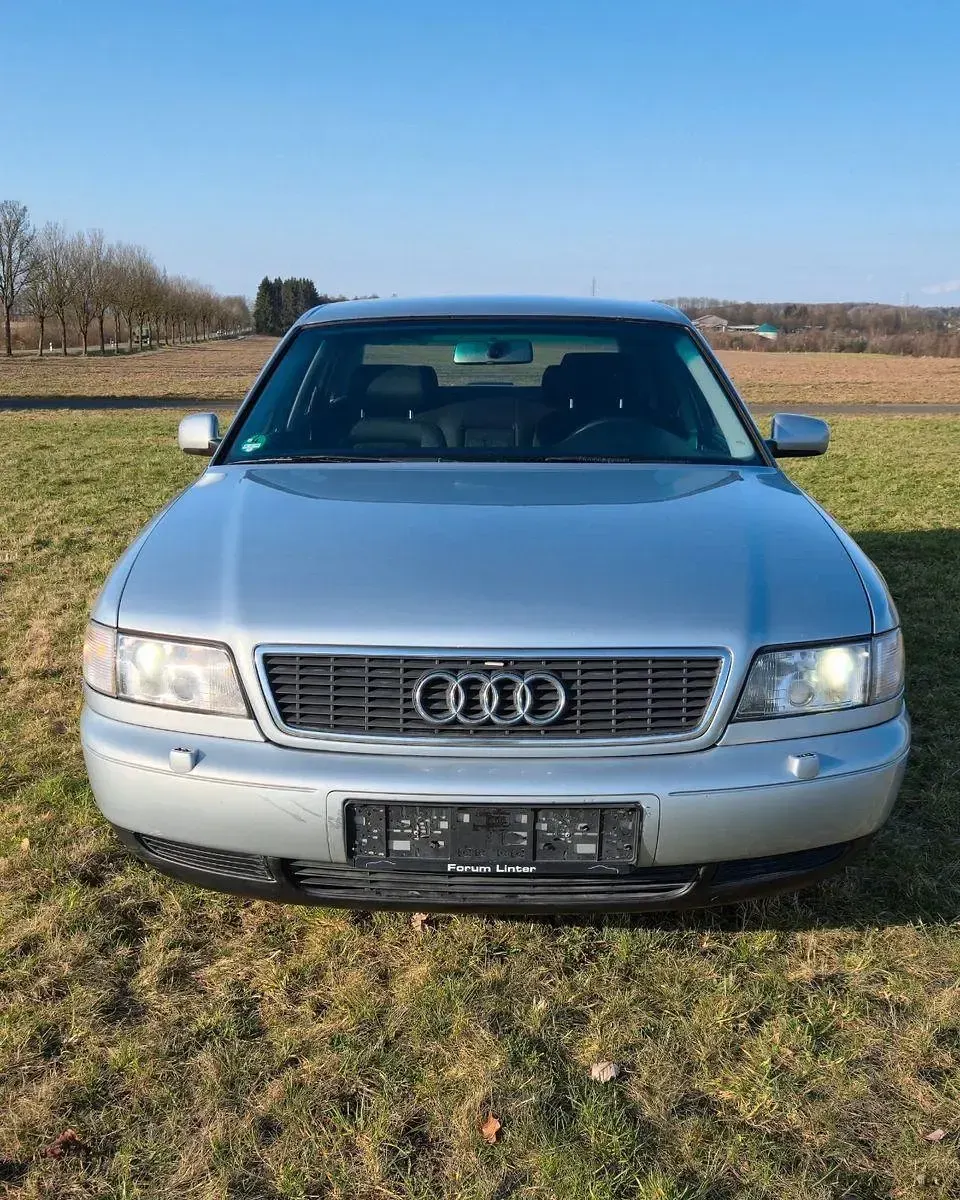 Gebraucht Audi A8 230 PS (169 kW) 1998 Silber Limousine