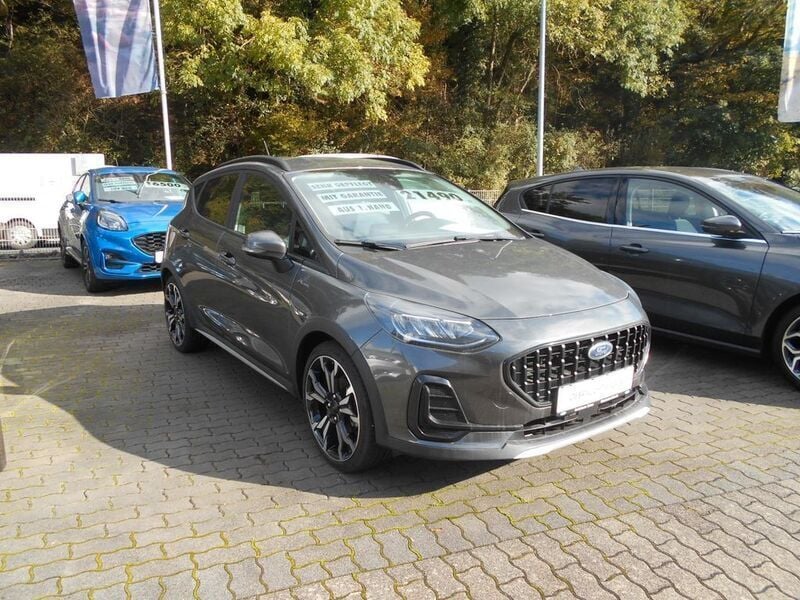 Grau Gebraucht 2022 Ford Fiesta Active X Kleinwagen | 19.990 € (Fairer Preis) - Bild 1/4