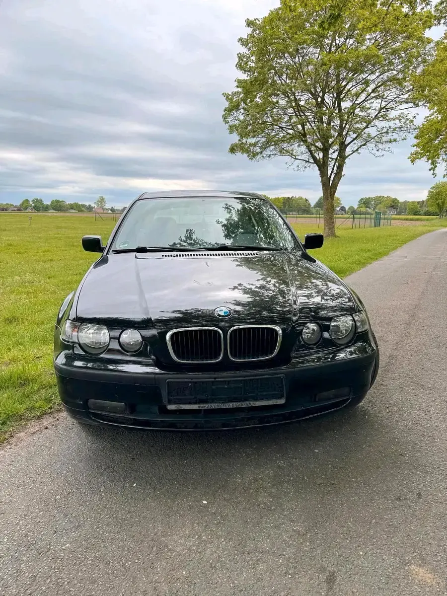 Gebraucht BMW 316 115 PS (84 kW) 2003 Schwarz Coupé