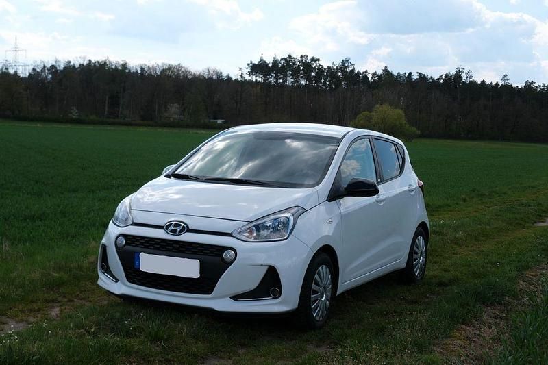 Gebraucht Hyundai i10 YES! 87 PS (63 kW) 2019 Weiß Kleinwagen