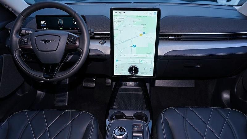 Gebraucht Ford Mustang Mach-E 197 kW (269 PS) 2021 Space white SUV