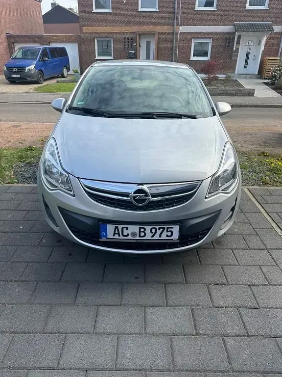 Gebraucht Opel Corsa Active 87 PS (63 kW) 2013 Kleinwagen