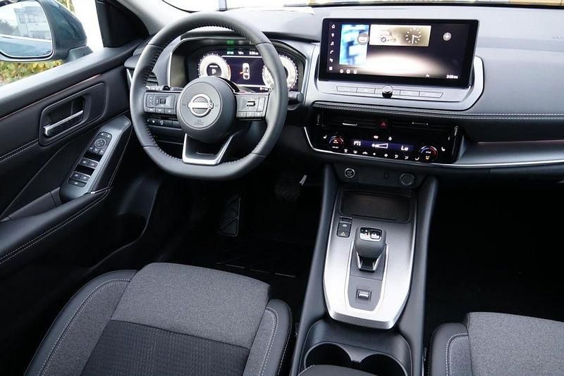 Schwarz Neu 2025 Nissan Qashqai N-Connecta SUV | 27.970 € (Superpreis) - Bild 1/4