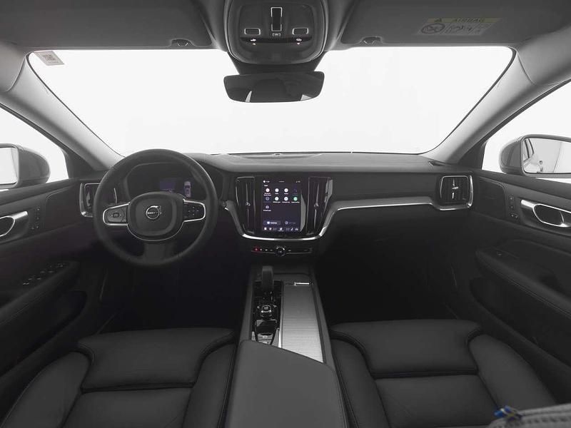 Gebraucht Volvo V60 CC Ultimate 197 PS (144 kW) 2023 Grau vapour grey / metallic Kombi