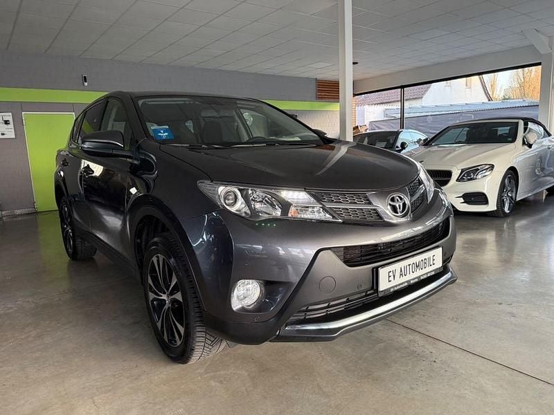 Gebraucht Toyota RAV4 Edition 150 PS (110 kW) 2014 Grau SUV