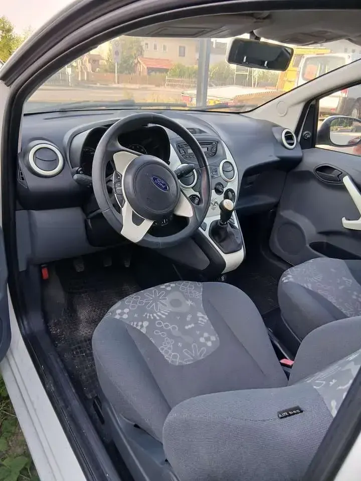 Gebraucht Ford Ka Ambiente 69 PS (50 kW) 2015 Limousine