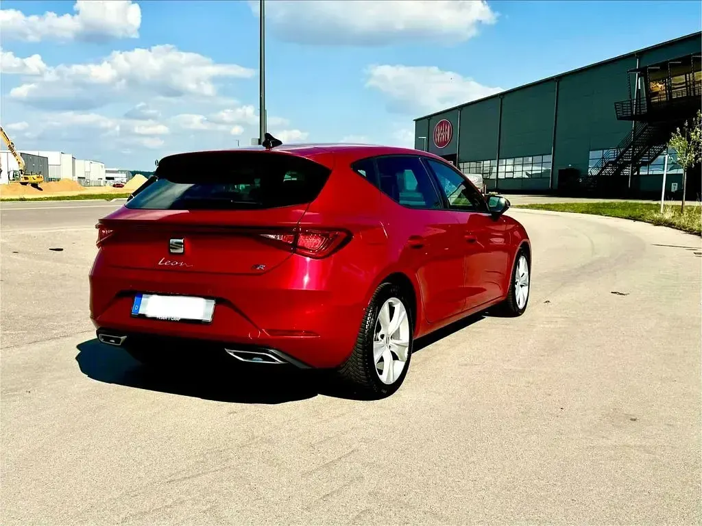 Second-hand Seat Leon FR 150 CP (110 kW) 2021 Roșu Berlinǎ