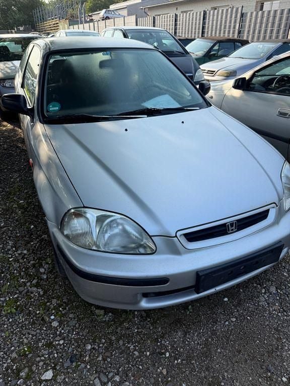Other Gebraucht 1996 Honda Civic Limousine | 950 € (Guter Preis) - Bild 1/4
