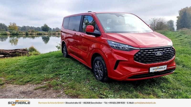 Rot Gebraucht 2024 Ford Tourneo Van / Kleinbus | 48.900 € (Teuer) - Bild 1/4