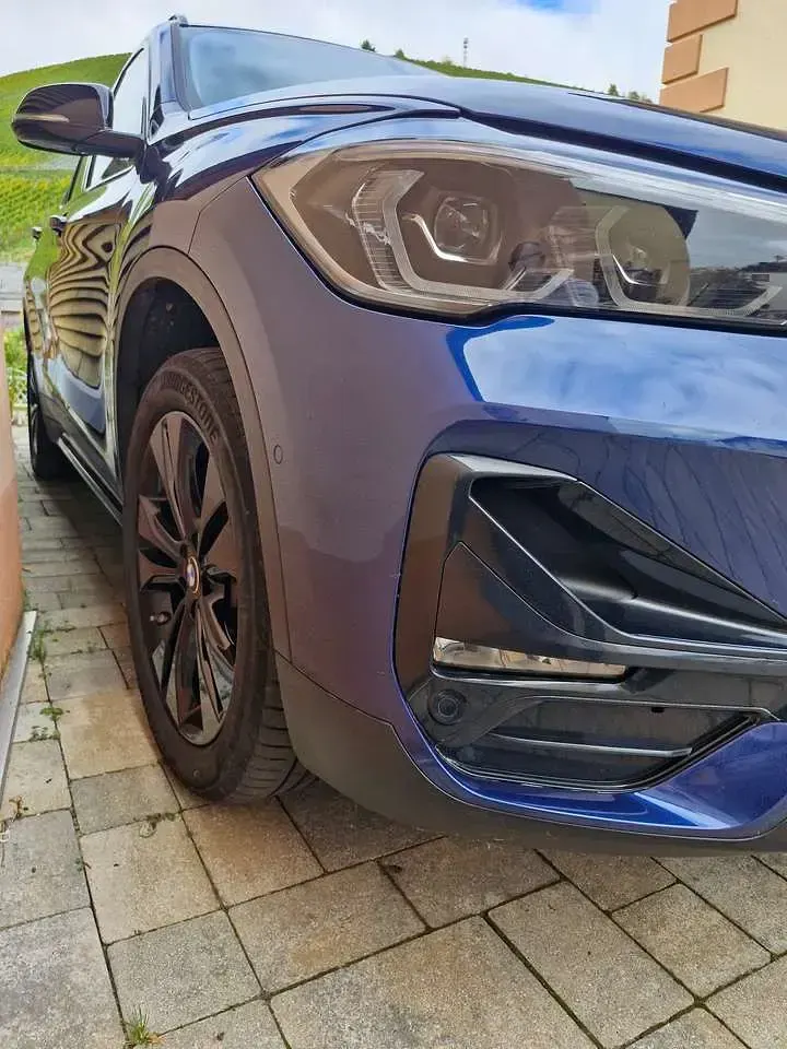 Gebraucht BMW X1 Sport Line 150 PS (110 kW) 2022 Blau SUV
