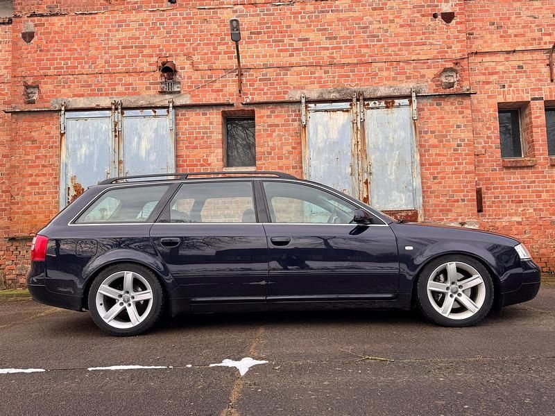 Gebraucht Audi A6 150 PS (110 kW) 2000 Blau Kombi