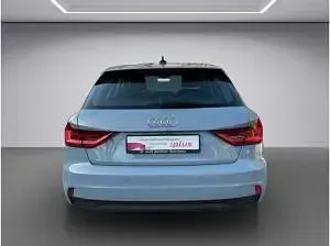 Neu Audi A1 116 PS (85 kW) 2026 Grau (grau / pfeilgrau) SUV