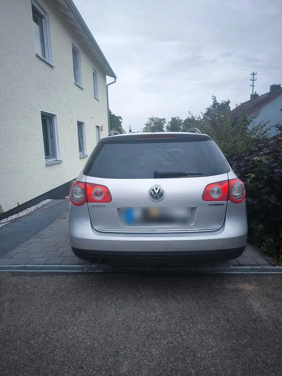 Gebraucht VW Passat 105 PS (77 kW) 2007 Grau Kombi