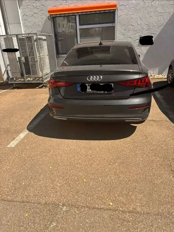 Gebraucht Audi A3 Advanced 150 PS (110 kW) 2021 Grau Limousine
