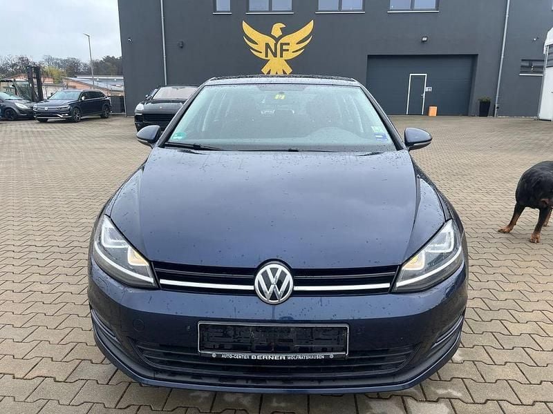 Second-hand VW Golf VII Comfortline 150 CP (110 kW) 2012 Albastru Berlinǎ
