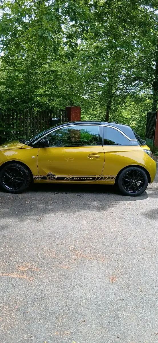 Gebraucht Opel Adam 84 PS (61 kW) 2017 Gold Kleinwagen