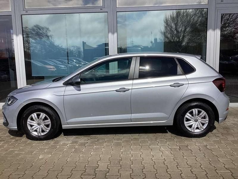 Gebraucht VW Polo 80 PS (58 kW) 2024 Reflex silver metallic Kleinwagen