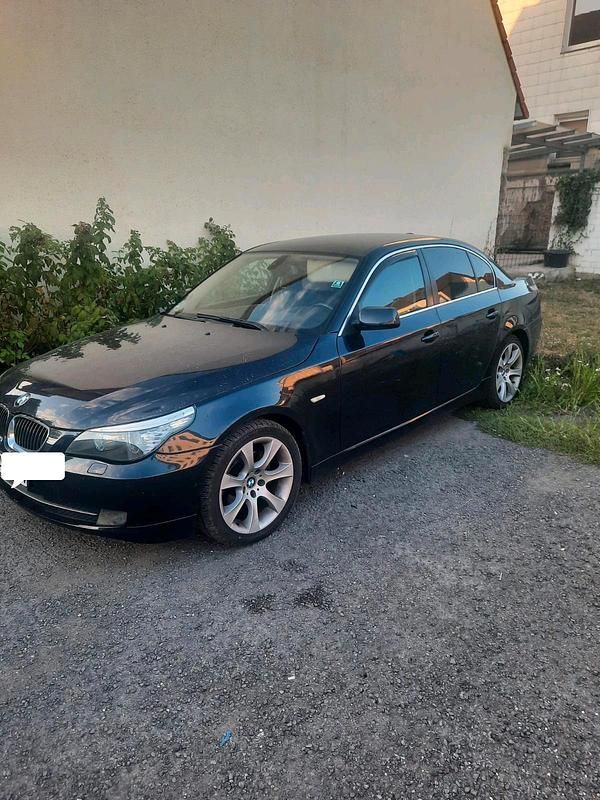 Blau Gebraucht 2008 BMW 523 Limousine | 5.299 € (Fairer Preis) - Bild 1/4