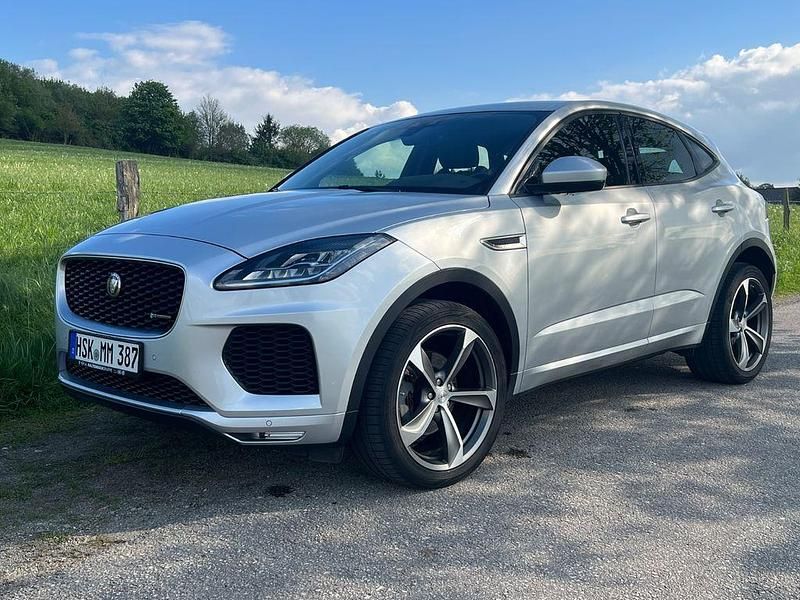 Second-hand Jaguar E-Pace R-Dynamic 249 CP (183 kW) 2018 Argintiu SUV