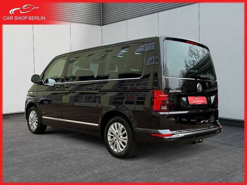 Gebraucht VW Multivan Highline 150 PS (110 kW) 2020 Schwarz Van