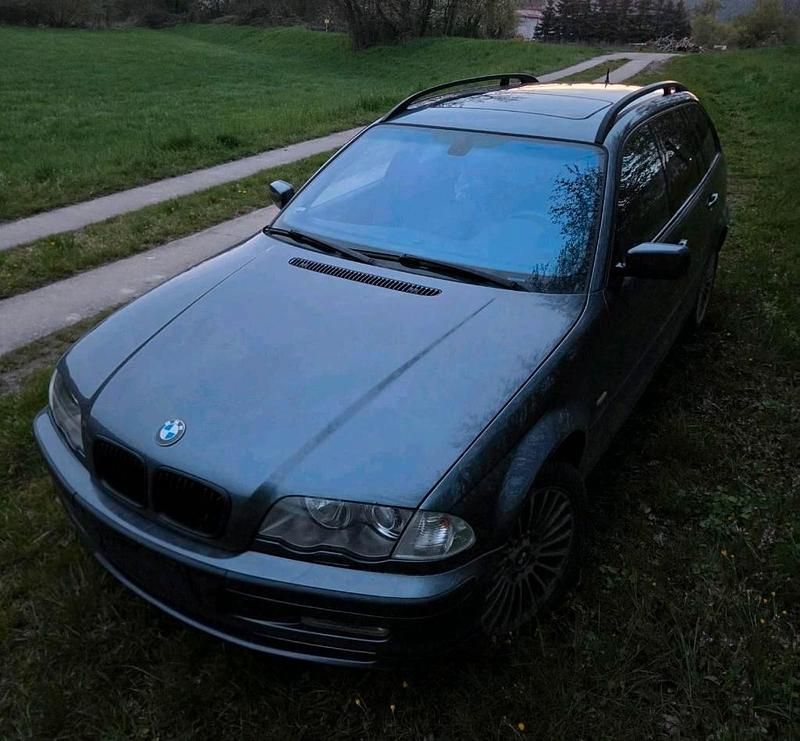 Second-hand BMW 330 231 CP (169 kW) 2001 Gri Break
