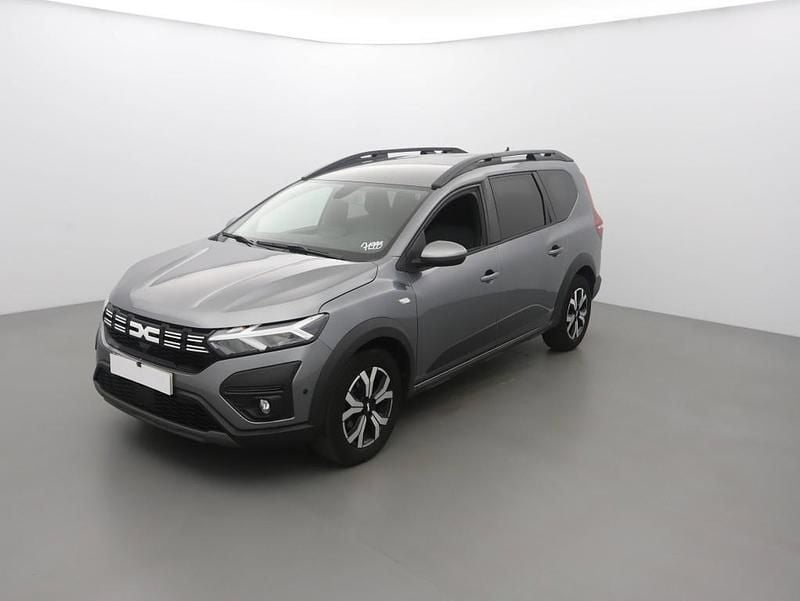 Second-hand Dacia Jogger Expression 111 CP (81 kW) 2024 Gri Monovolum