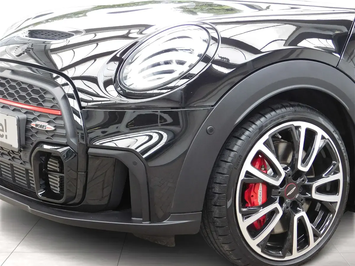 Gebraucht Mini John Cooper Works 231 PS (169 kW) 2021 Schwarz Kleinwagen