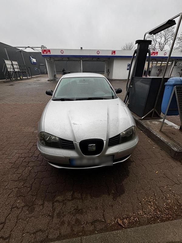 Gebraucht Seat Ibiza 75 PS (55 kW) 2005 Silber Kleinwagen