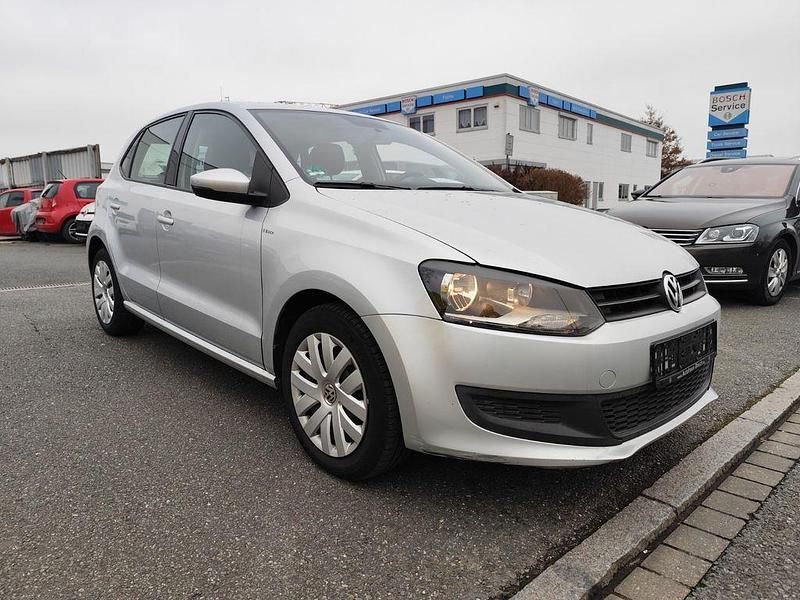 Gebraucht VW Polo Comfortline 90 PS (66 kW) 2010 Silber Limousine