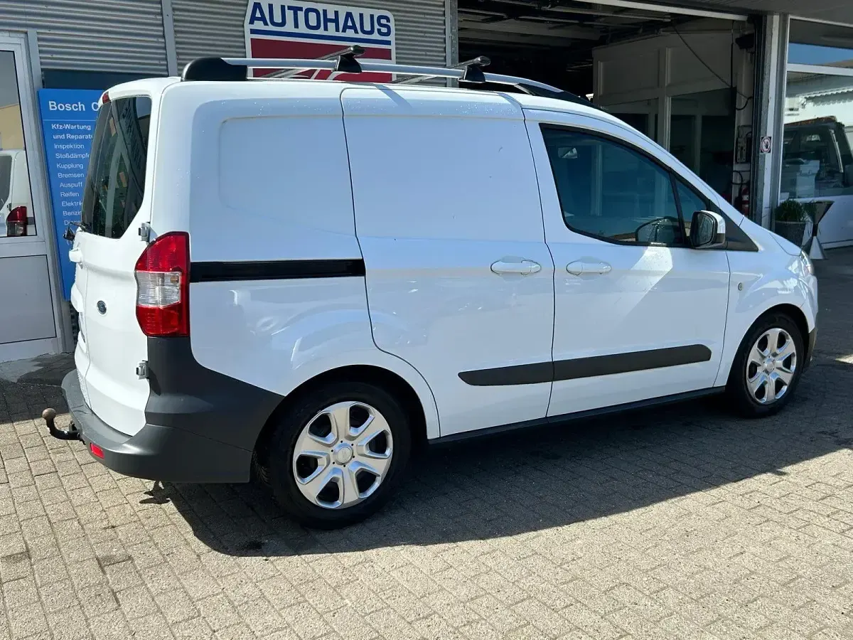 Gebraucht Ford Transit Trend 75 PS (55 kW) 2017 Weiß Kombi