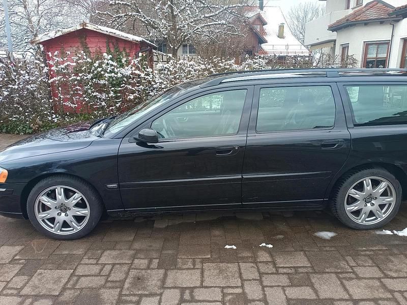 Gebraucht Volvo V70 Summum 163 PS (119 kW) 2005 Schwarz Kombi