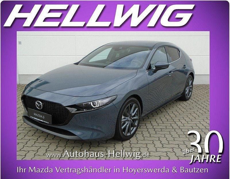 Neu Mazda 3 Exclusive 140 PS (102 kW) 2026 Arctic white Limousine