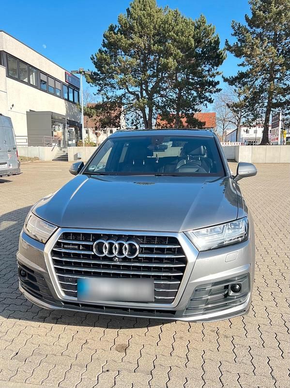 Gebraucht Audi Q7 S-Line 272 PS (200 kW) 2016 Grau SUV