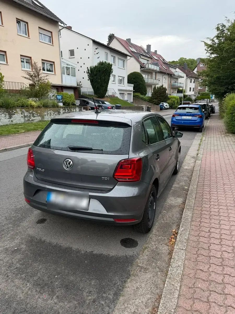 Gebraucht VW Polo Trendline 75 PS (55 kW) 2016 Grau Kleinwagen