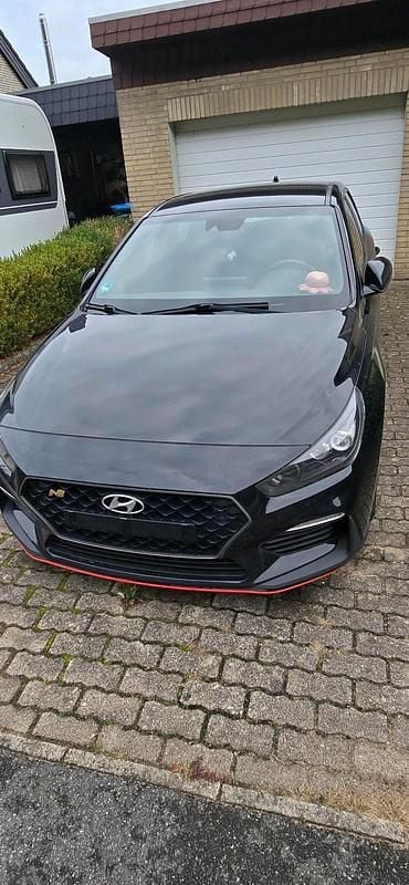 Schwarz Gebraucht 2019 Hyundai i30 Limousine | 19.500 € (Guter Preis) - Bild 1/4