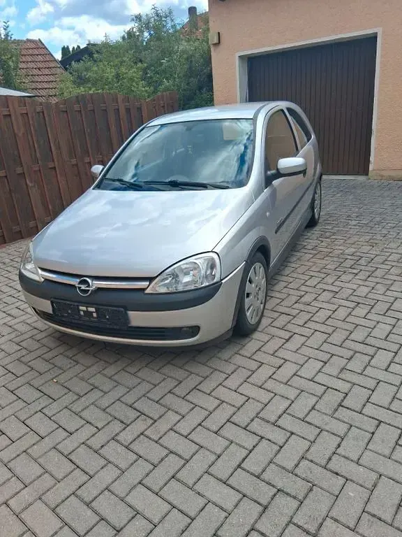 Gebraucht Opel Corsa Elegance 75 PS (55 kW) 2003 Silber Kleinwagen