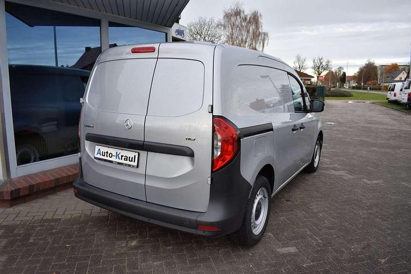 Gebraucht Mercedes Citan 110 102 PS (75 kW) 2022 Helvinisilber metallic Van / Kleinbus