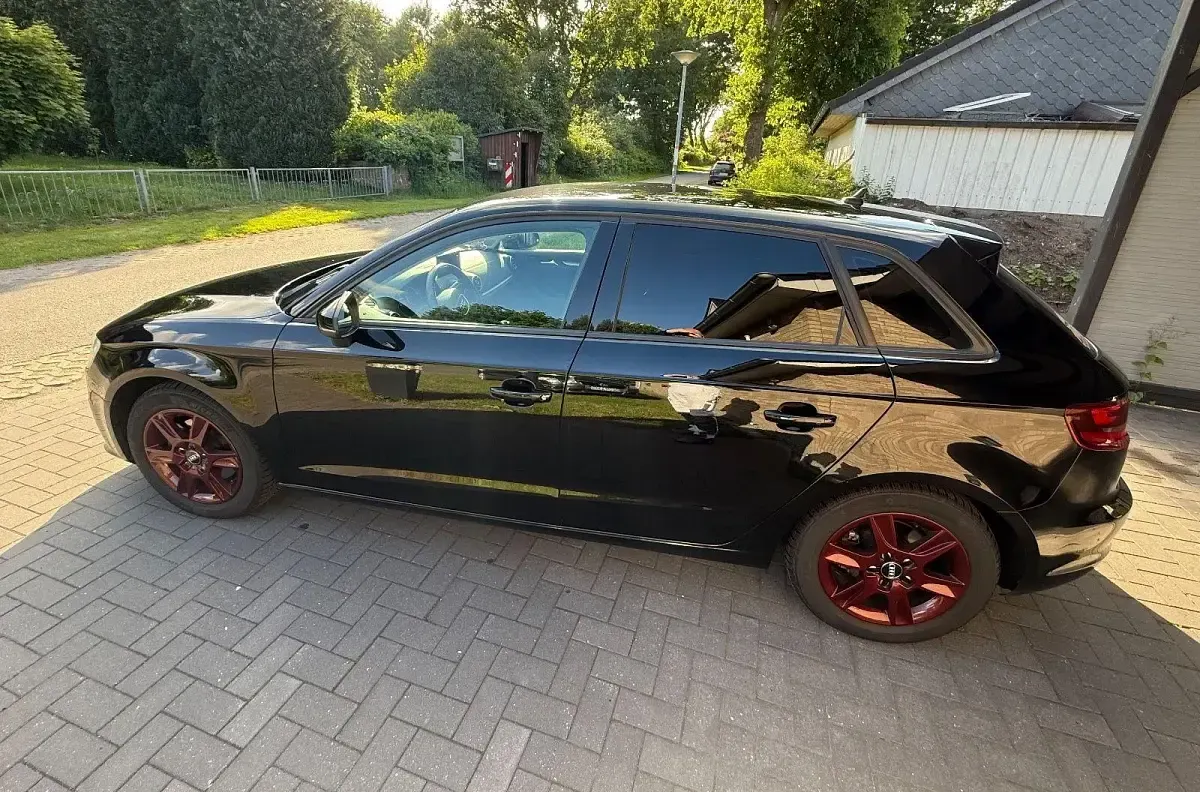 Gebraucht Audi A3 Ambiente 122 PS (89 kW) 2013 Schwarz Kleinwagen