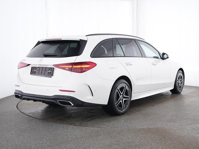 Gebraucht Mercedes C300e AMG 204 PS (150 kW) 2024 Weiß Limousine