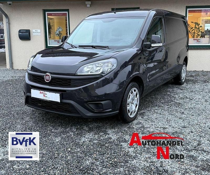 Schwarz Gebraucht 2019 Fiat Doblò Van / Kleinbus | 11.985 € (Fairer Preis) - Bild 1/4
