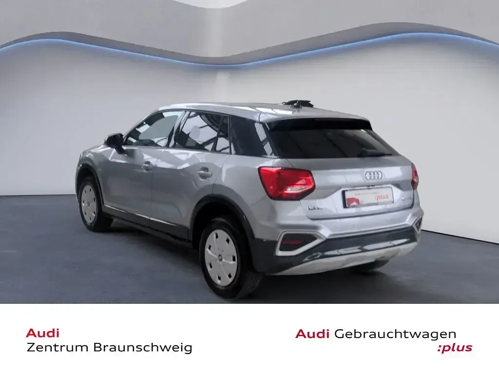 Gebraucht Audi Q2 Advanced Plus 116 PS (85 kW) 2025 Florettsilber metallic SUV