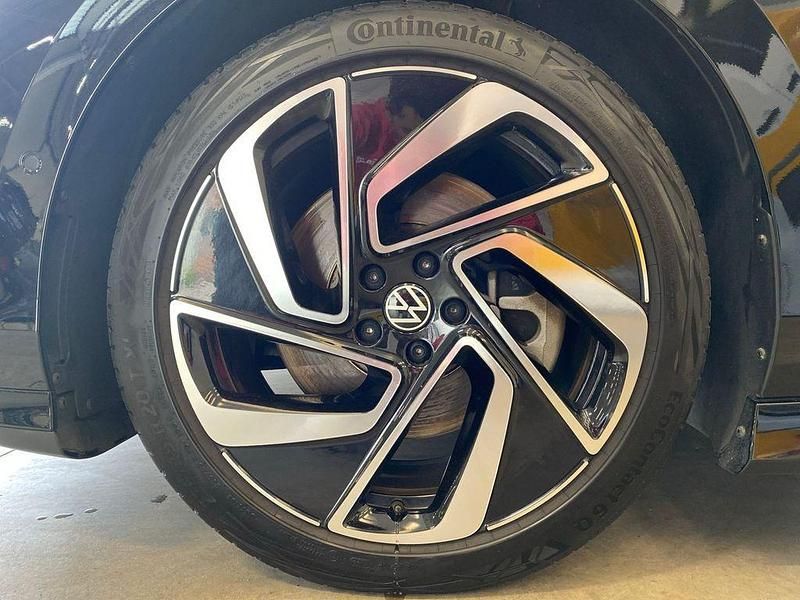 Gebraucht VW ID.7 Pro 210 kW (286 PS) 2023 Schwarz Kleinwagen