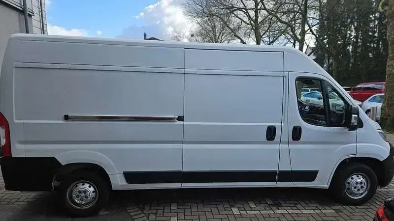 Gebraucht Citroën Jumper 165 PS (121 kW) 2022 Weiß Van / Kleinbus