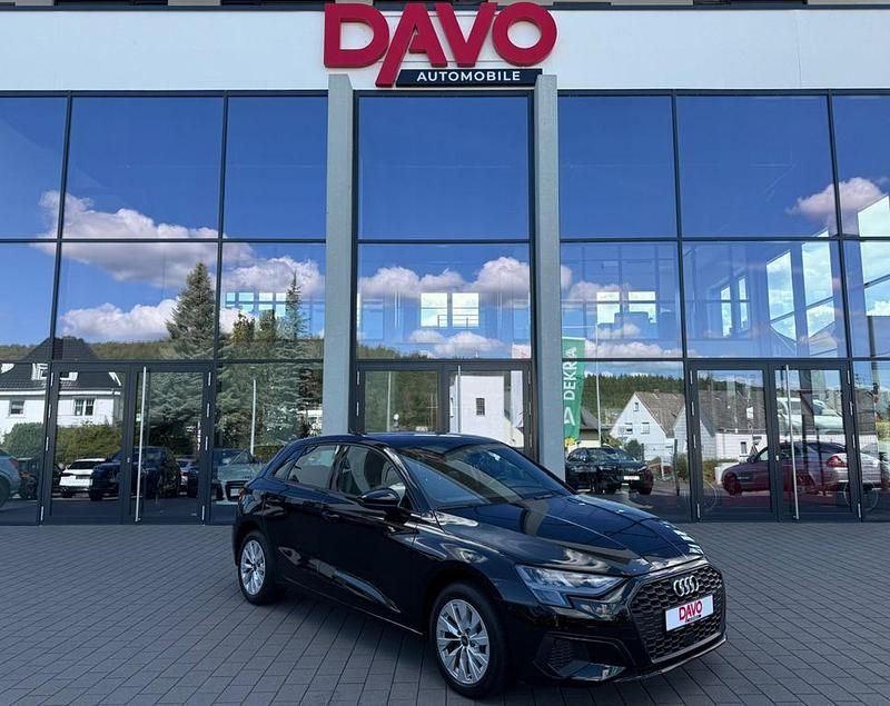 Schwarz Gebraucht 2022 Audi A3 Sportback e-tron Advanced Limousine | 22.991 € (Guter Preis) - Bild 1/4