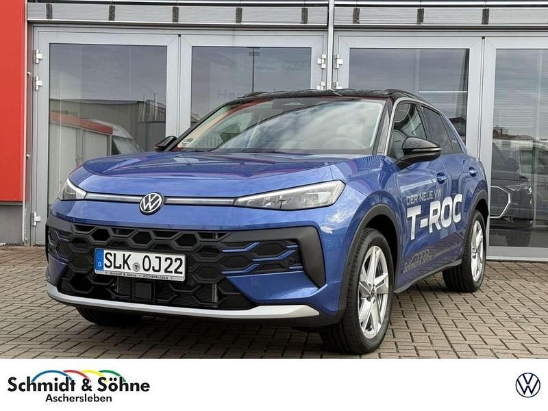 Blau Neu 2025 VW T-Roc Life SUV | 43.920 € (Teuer) - Bild 1/4