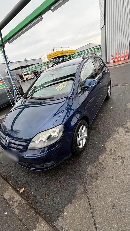 Gebraucht VW Golf V 105 PS (77 kW) 2008 Blau Kleinwagen